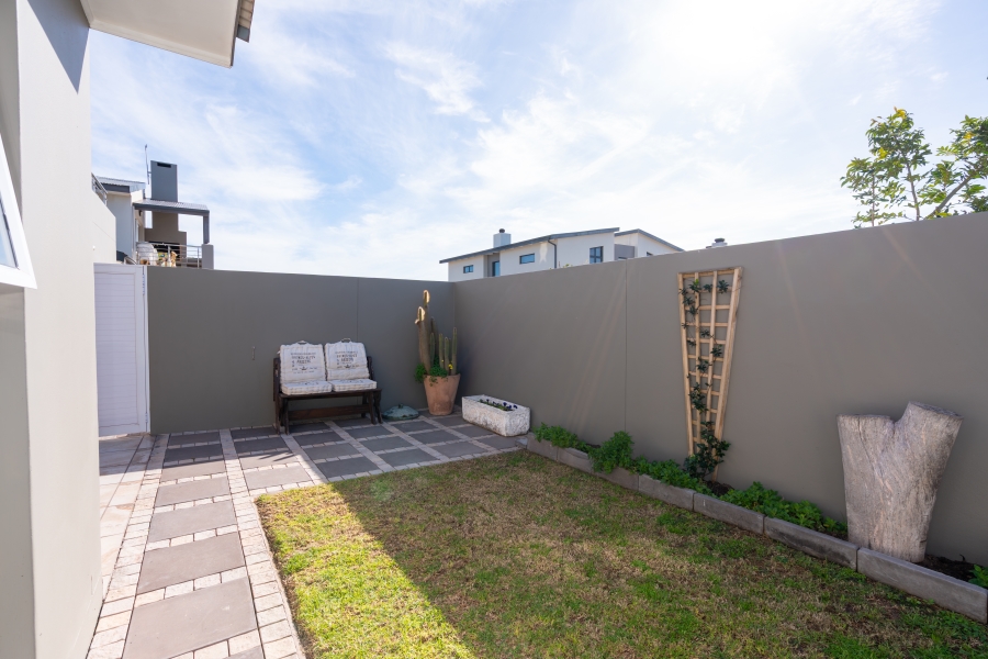 4 Bedroom Property for Sale in Sunset Estate Western Cape